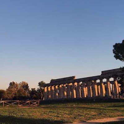 Paestum_Tempel-Hera-und-Poseidon-1027x480